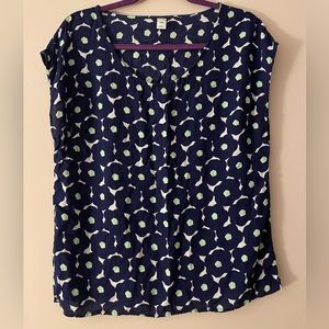 Unique Old navy floral top